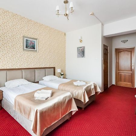 Hotel Arkadia Varşova Dış mekan fotoğraf