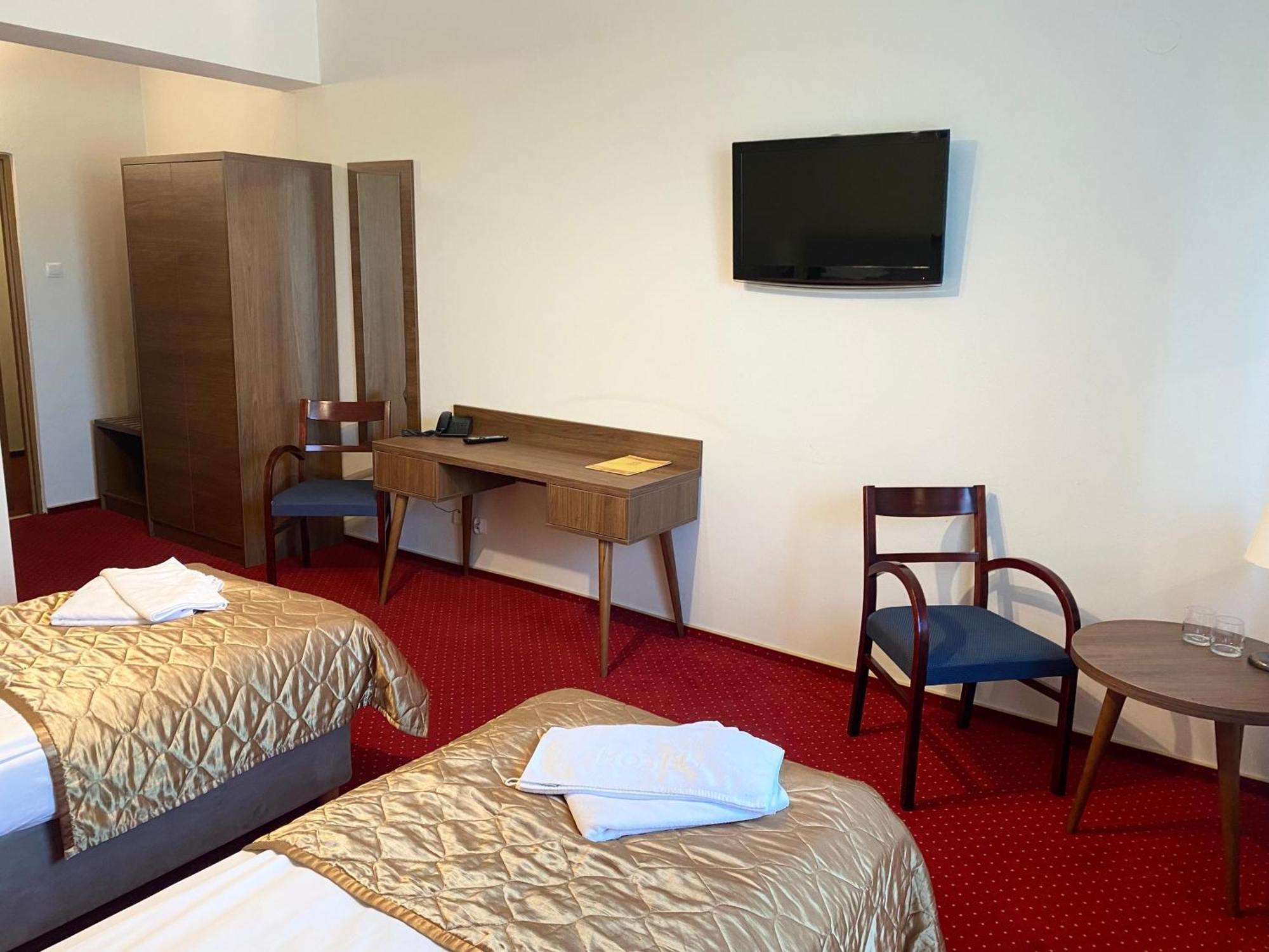 Hotel Arkadia Varşova Dış mekan fotoğraf