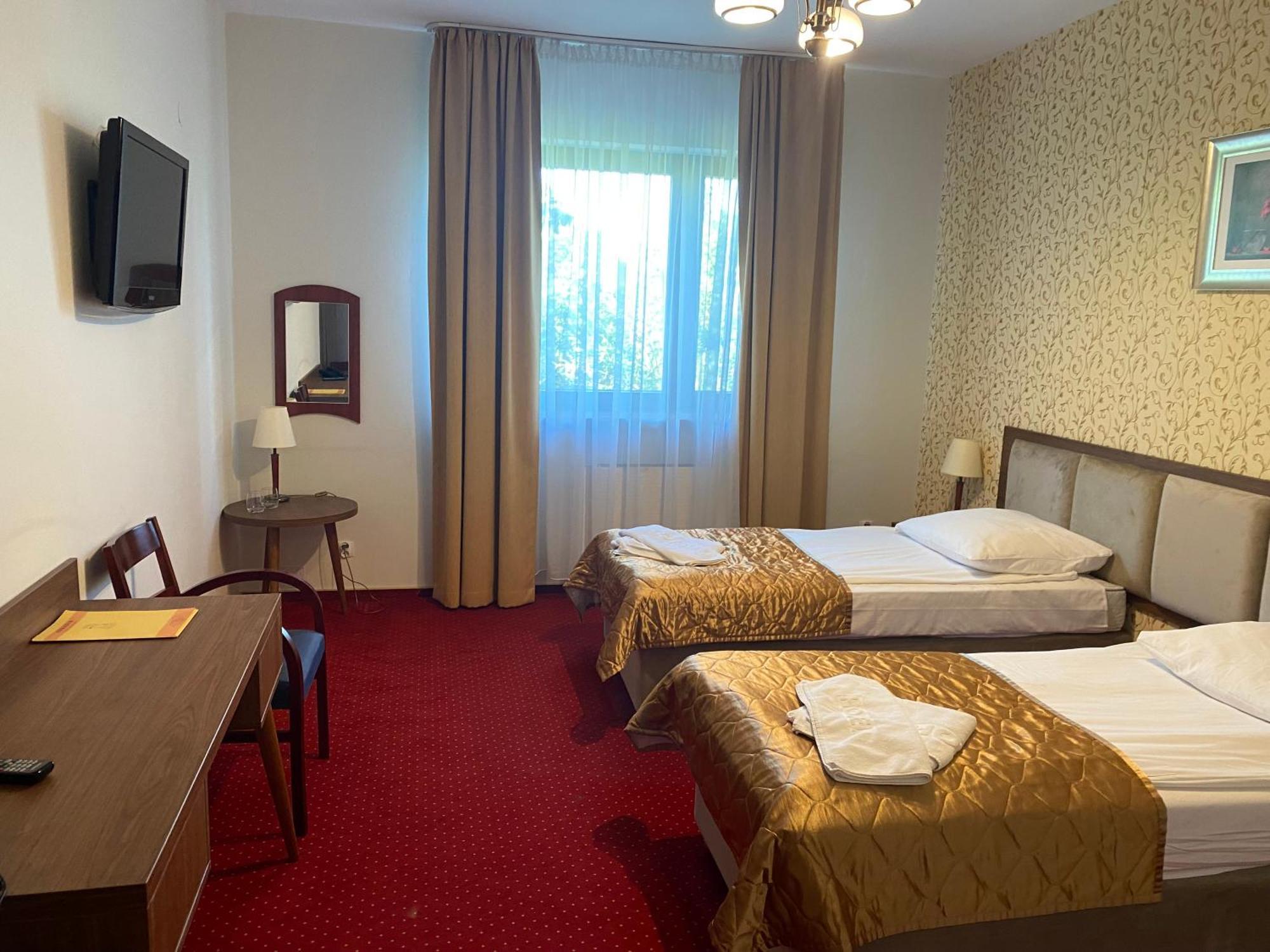 Hotel Arkadia Varşova Dış mekan fotoğraf