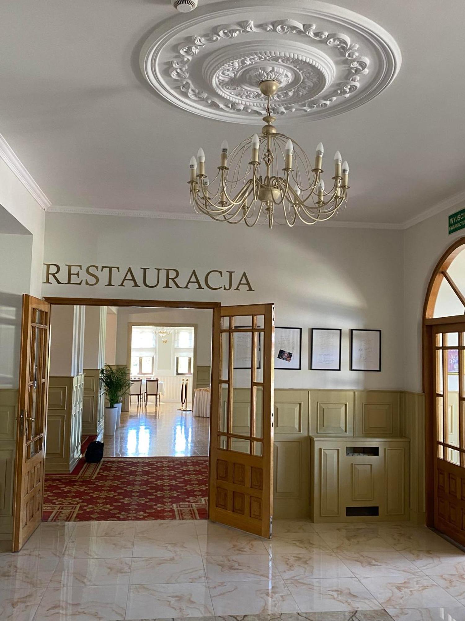 Hotel Arkadia Varşova Dış mekan fotoğraf