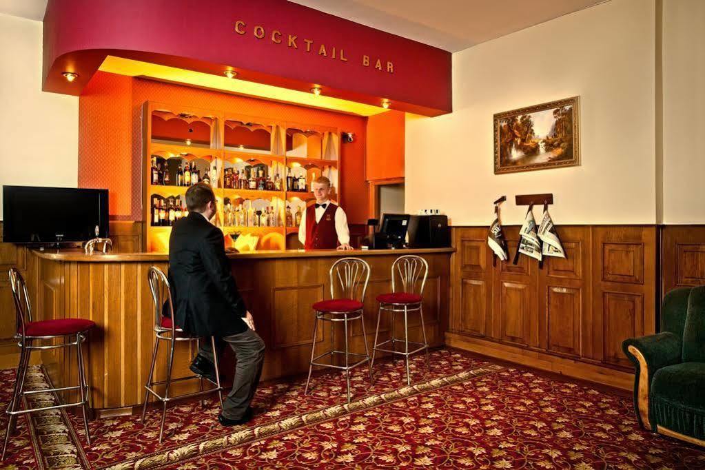 Hotel Arkadia Varşova Dış mekan fotoğraf